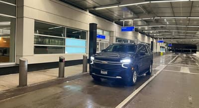 Milwaukee Mitchell Airport (MKE) limo pickup from Johnsburg