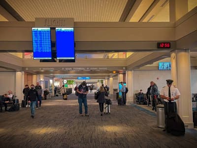 Midway Airport car service from Johnsburg, Illinois